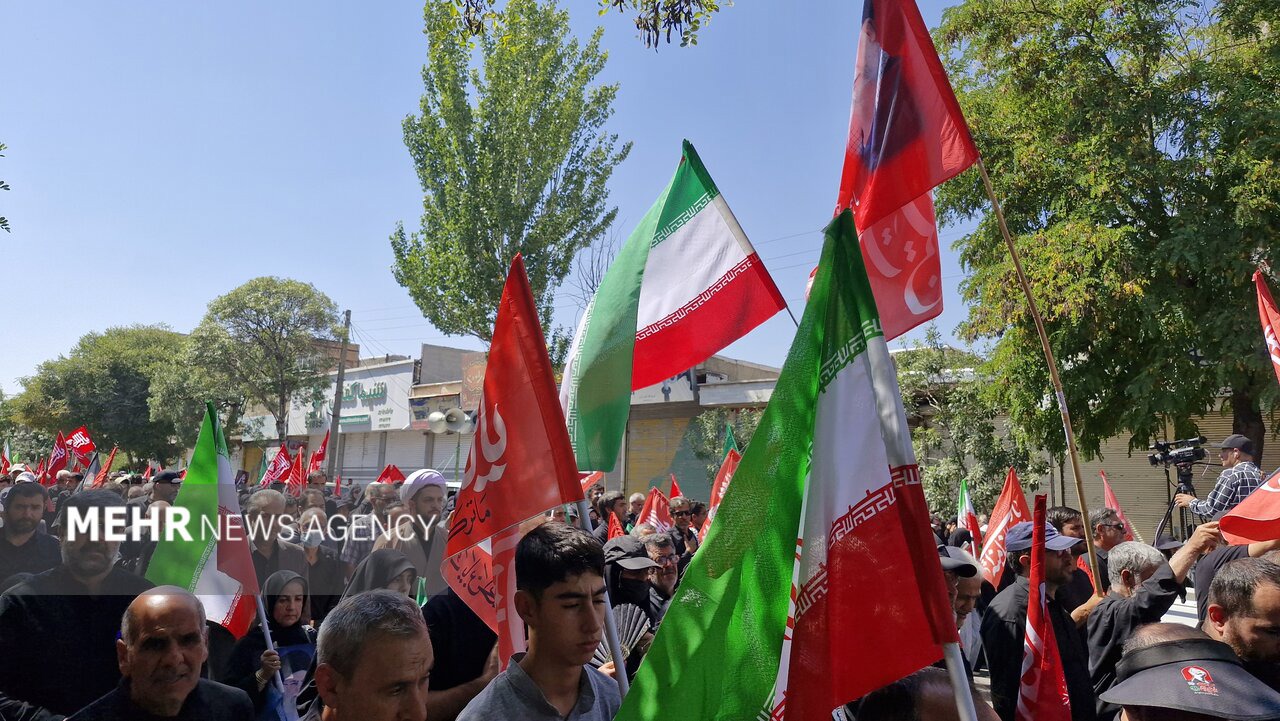 عطر عاشورا در کوچه های مشگین شهر؛جاماندگان اربعین حماسه جاودان آفریدند