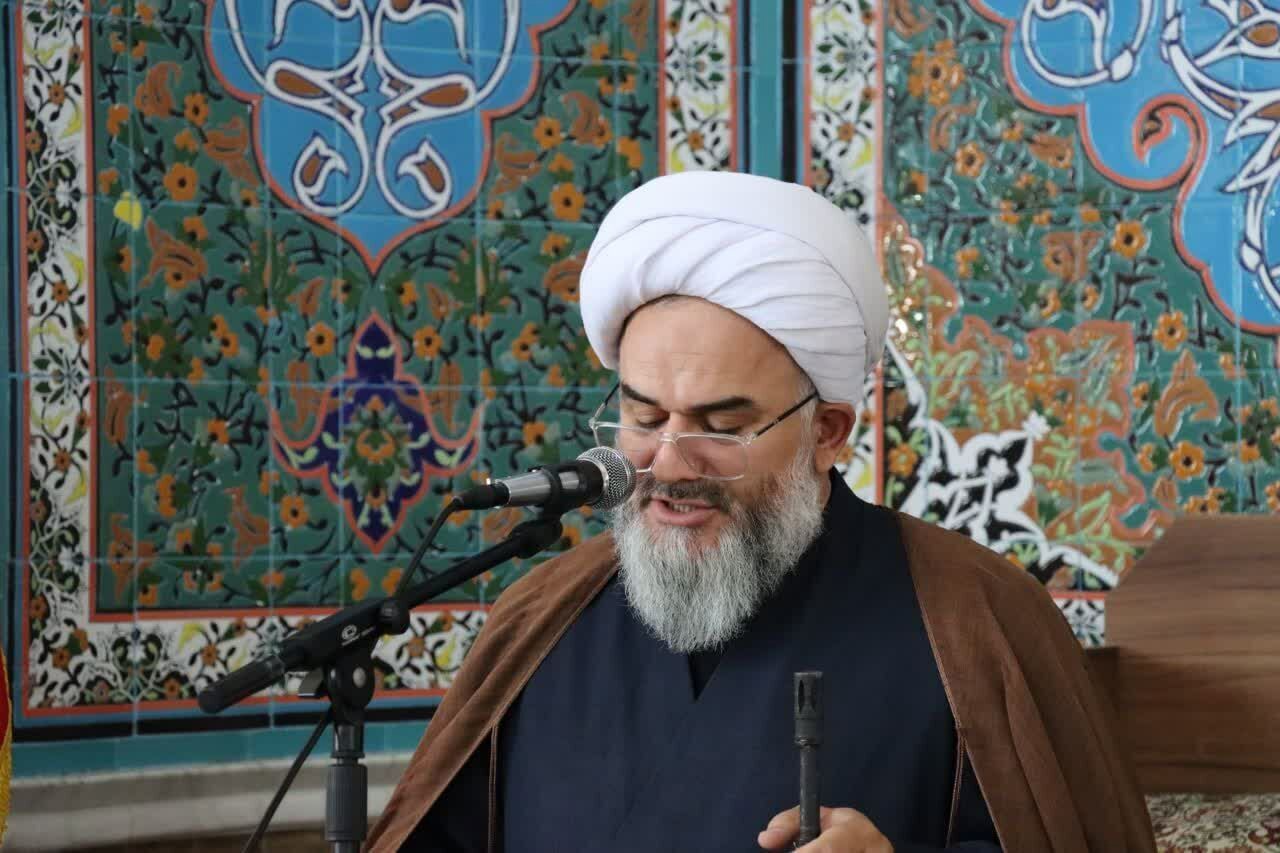 امام جمعه نقده: خبرنگاران میراث‌داران رسالت انبیا در عصر اطلاعات هستند