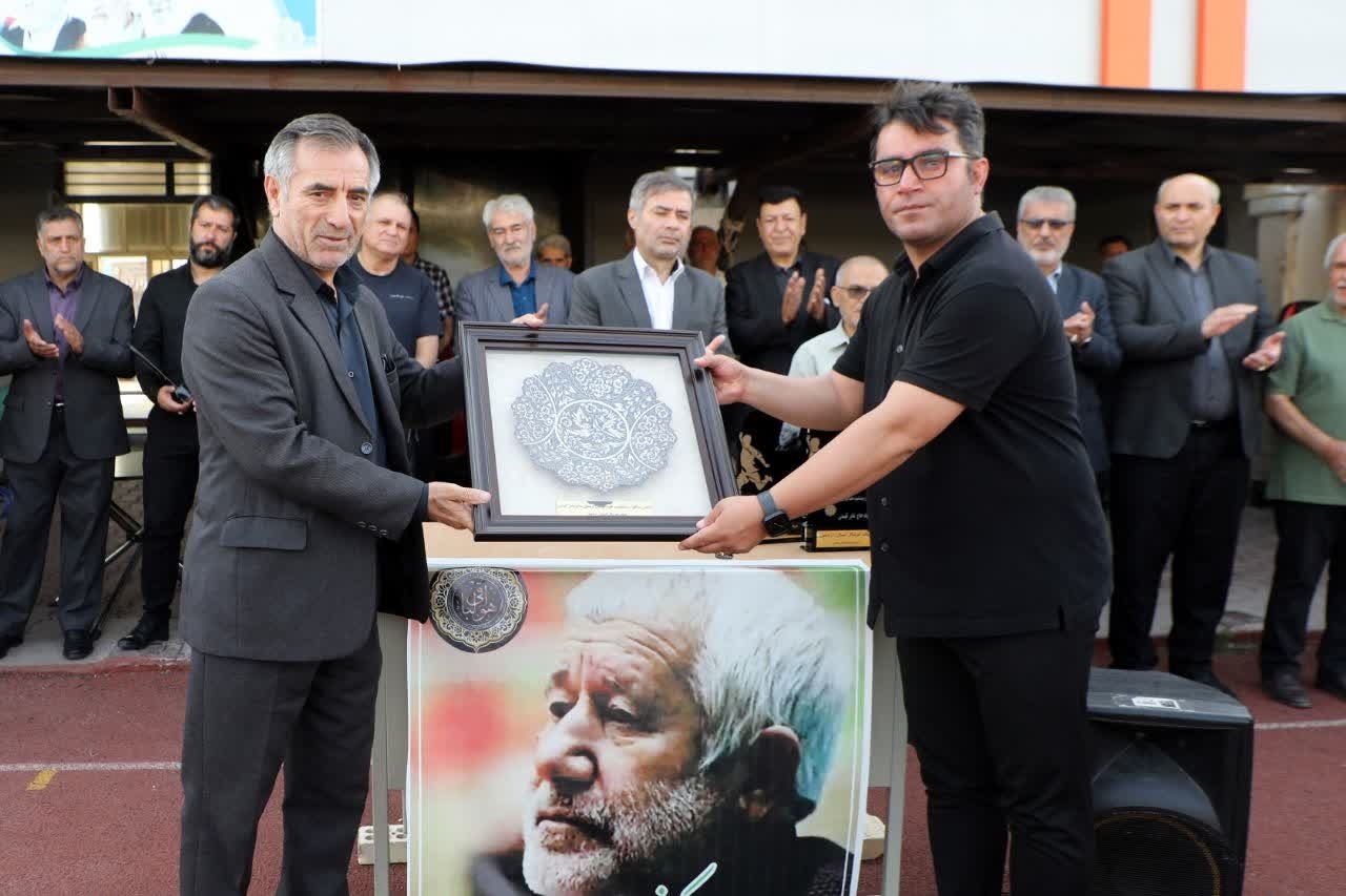 پیام آذری
