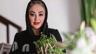 الهام حمیدی با یک استایل متفاوت در اسپانیا دیده شد