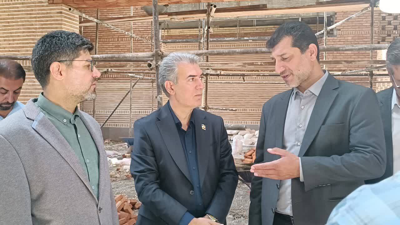 پیام آذری