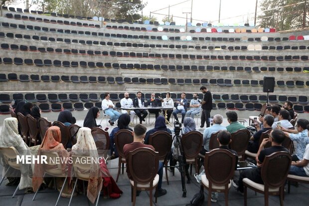 پیام آذری