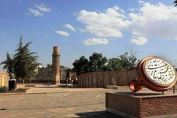 پیام آذری