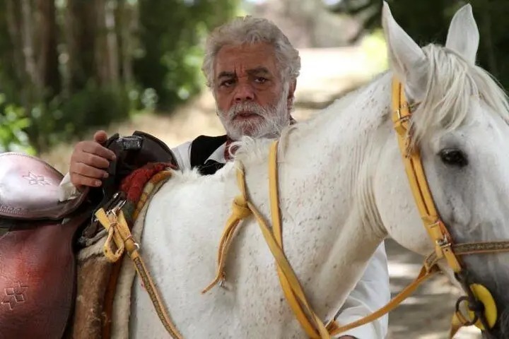 «چنگیز وثوقی» به خانه بازگشت