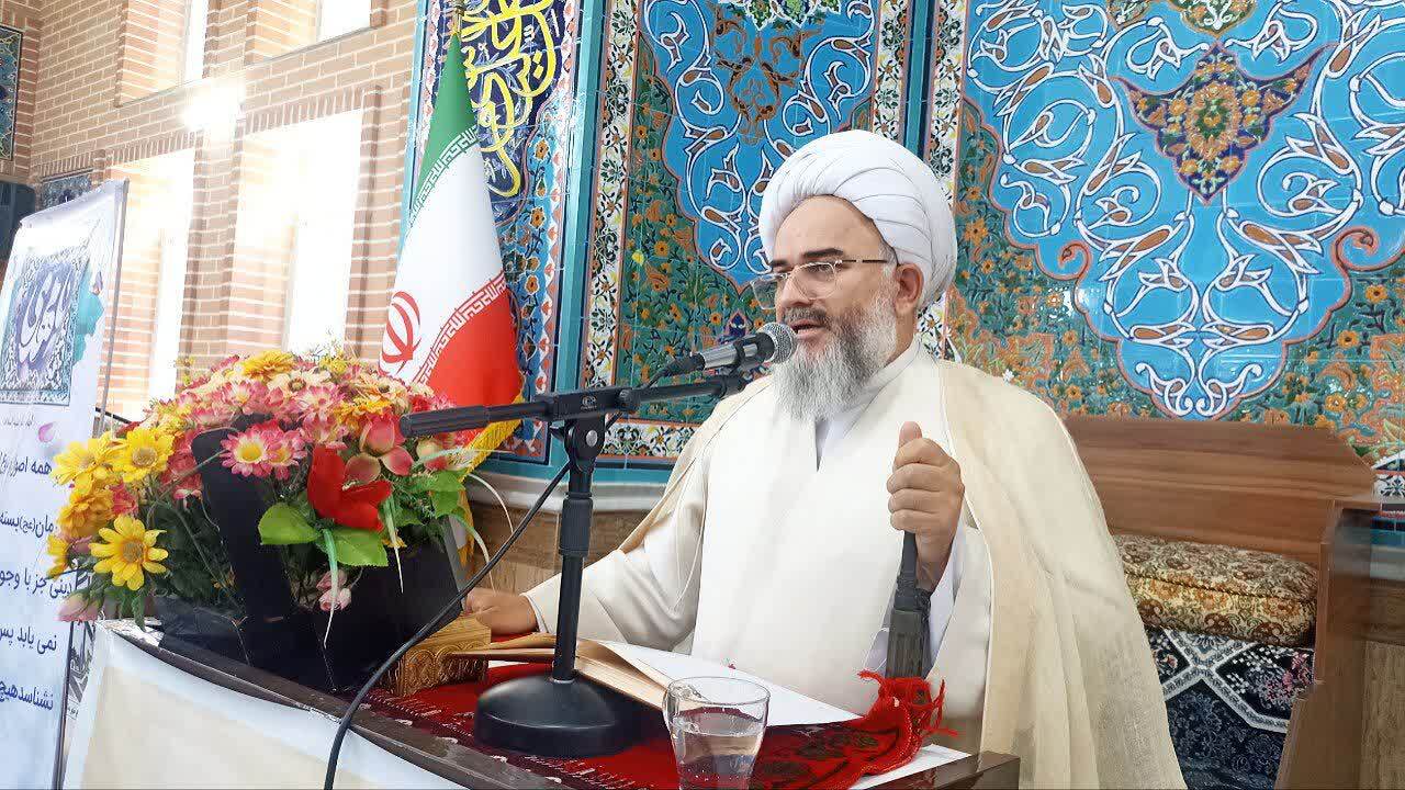پیام آذری