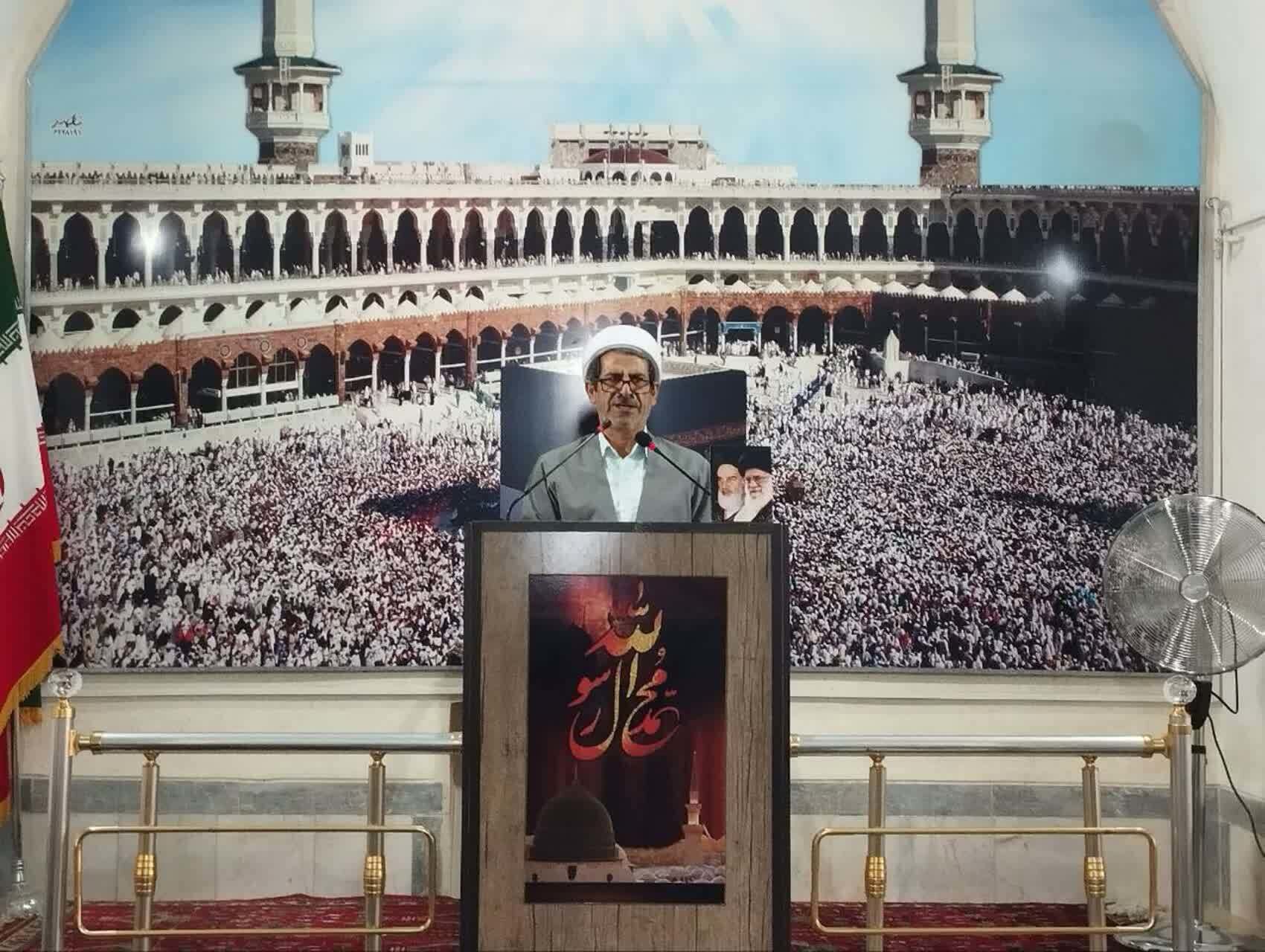 تاکید امام جمعه بوکان برالگوگیری مسلمانان از سیره عملی  پیامبر اکرم (ص)