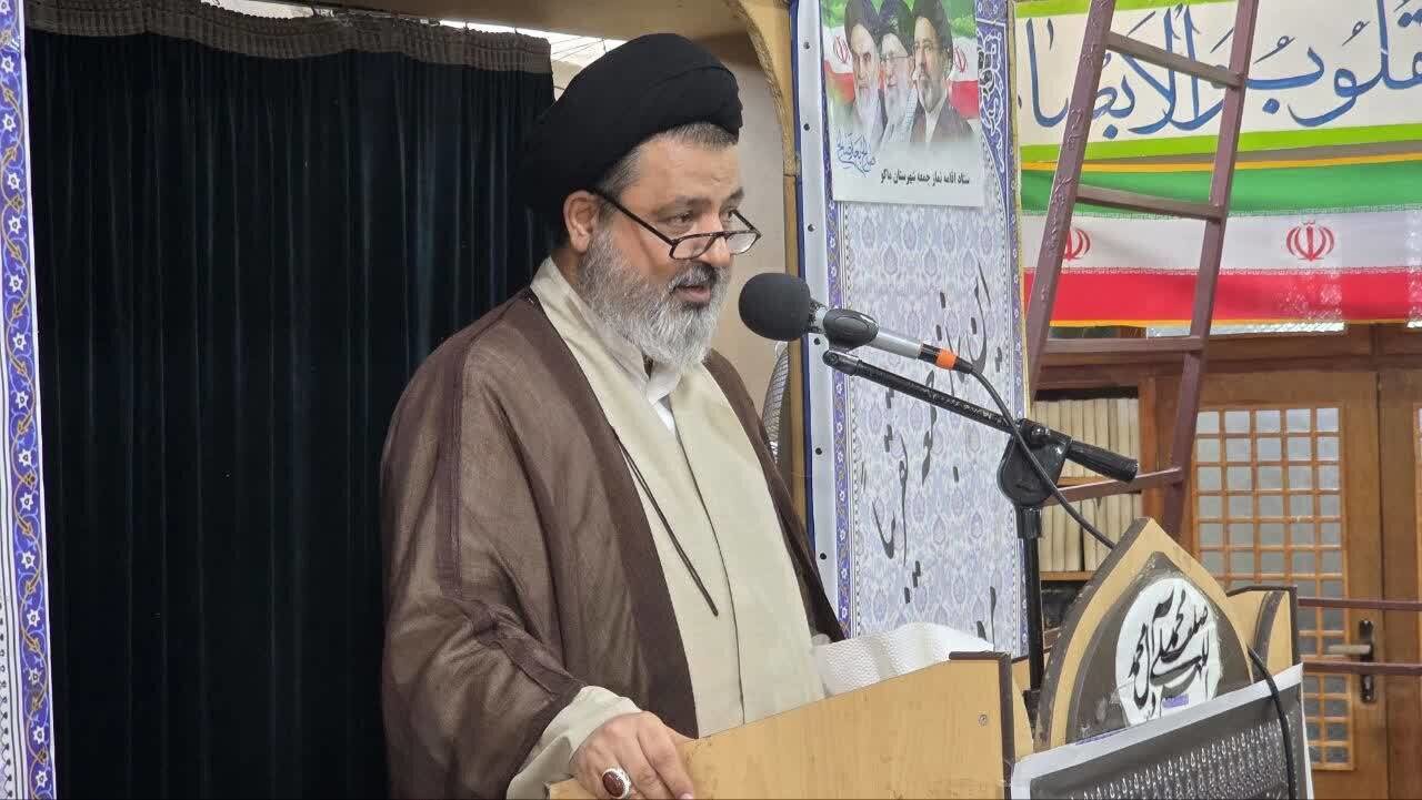 امام جمعه ماکو: بصیرت و وحدت ملی ضامن امنیت ملی است