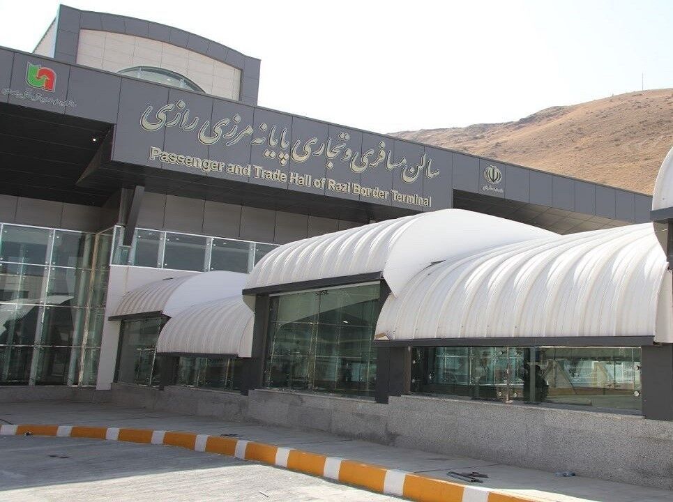پیام آذری