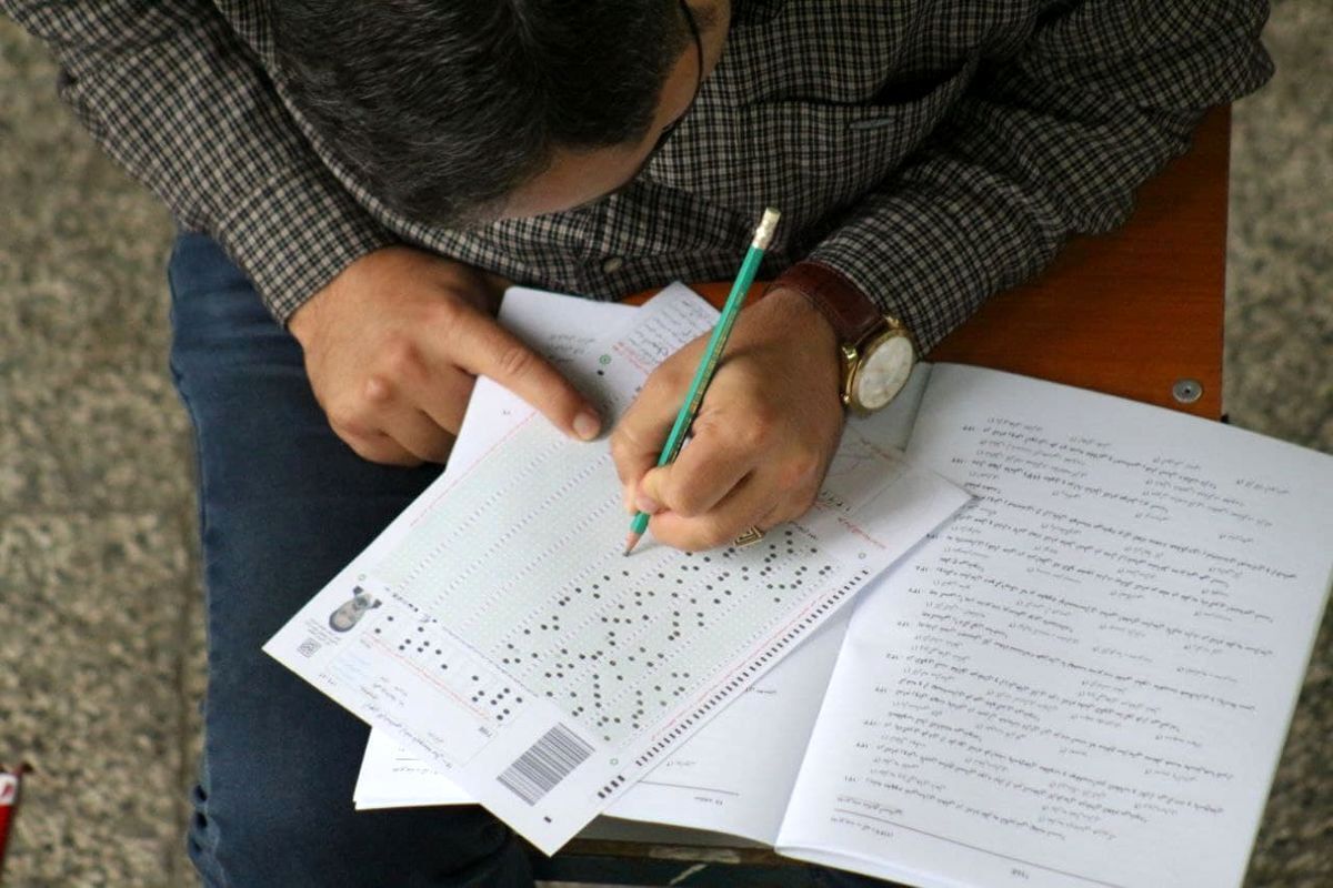 پیام آذری