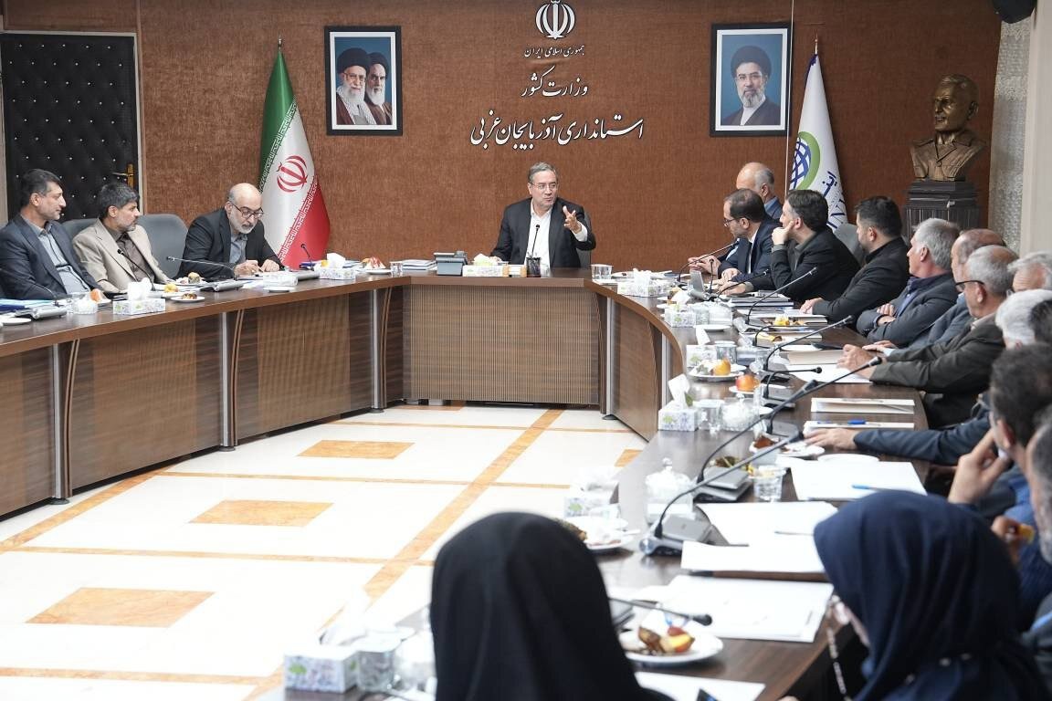 بازارچه‌های صنایع دستی آذربایجان غربی باید فعال شوند