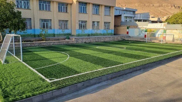 ارسال ۳۵ چمن مصنوعی به مدارس مناطق محروم اردبیل