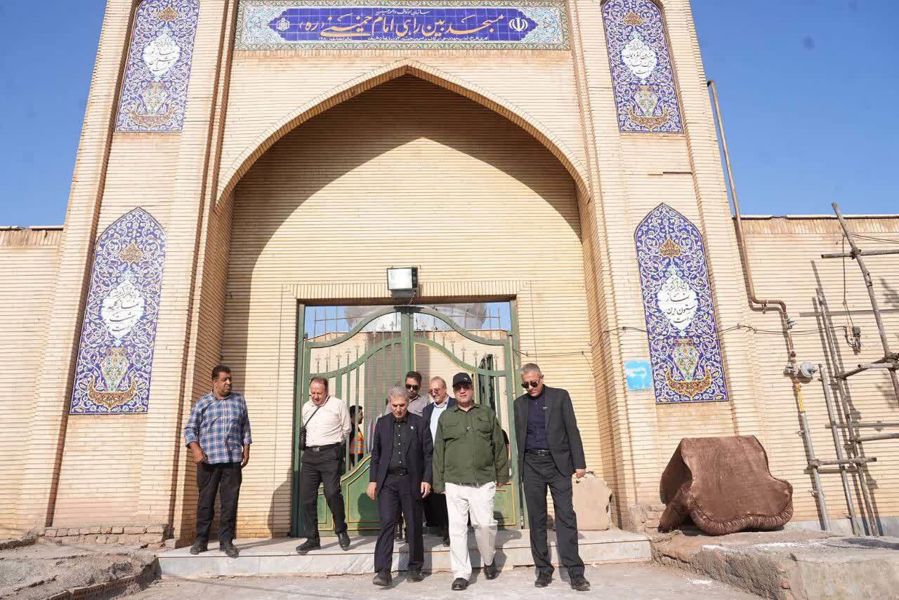 بازدید استاندار آذربایجان‌غربی از مسجد بین‌راهی امام خمینی (ره)
