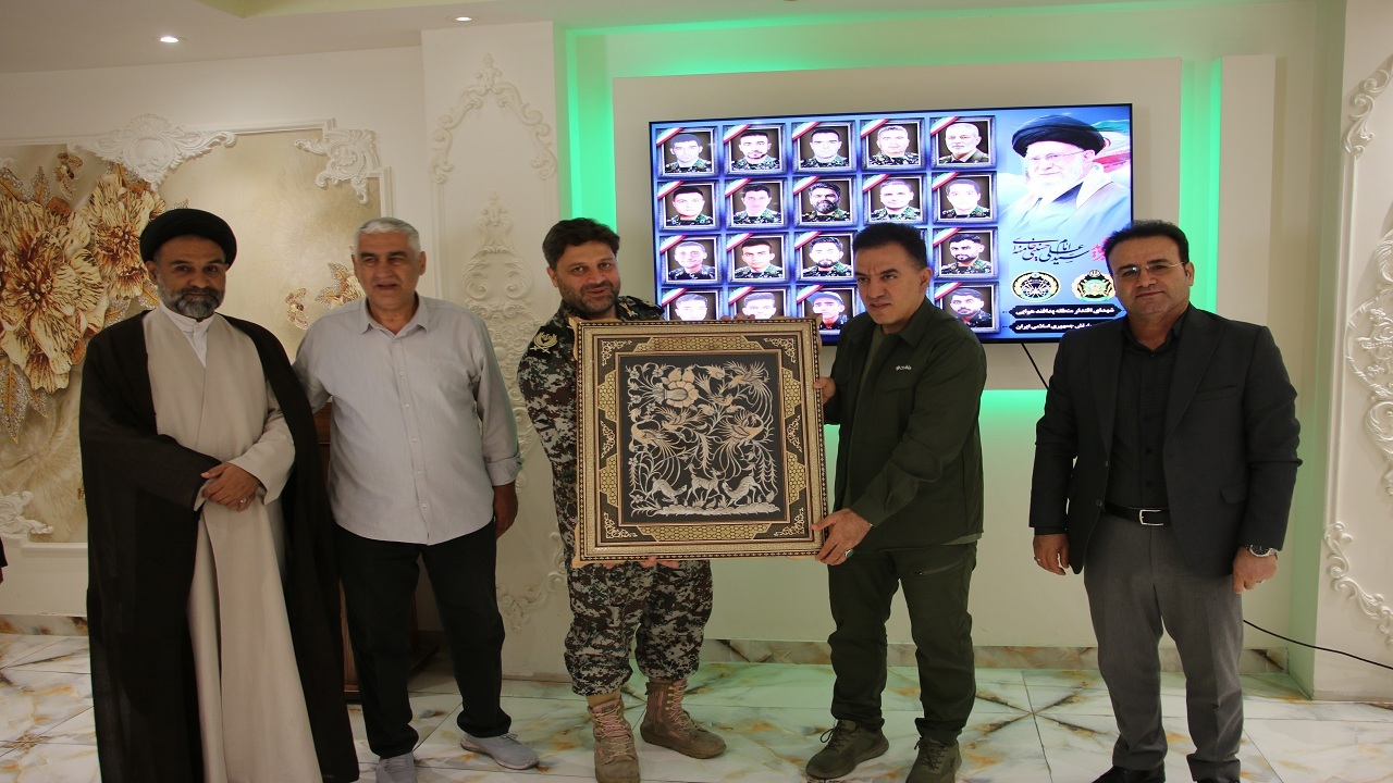 پیام آذری