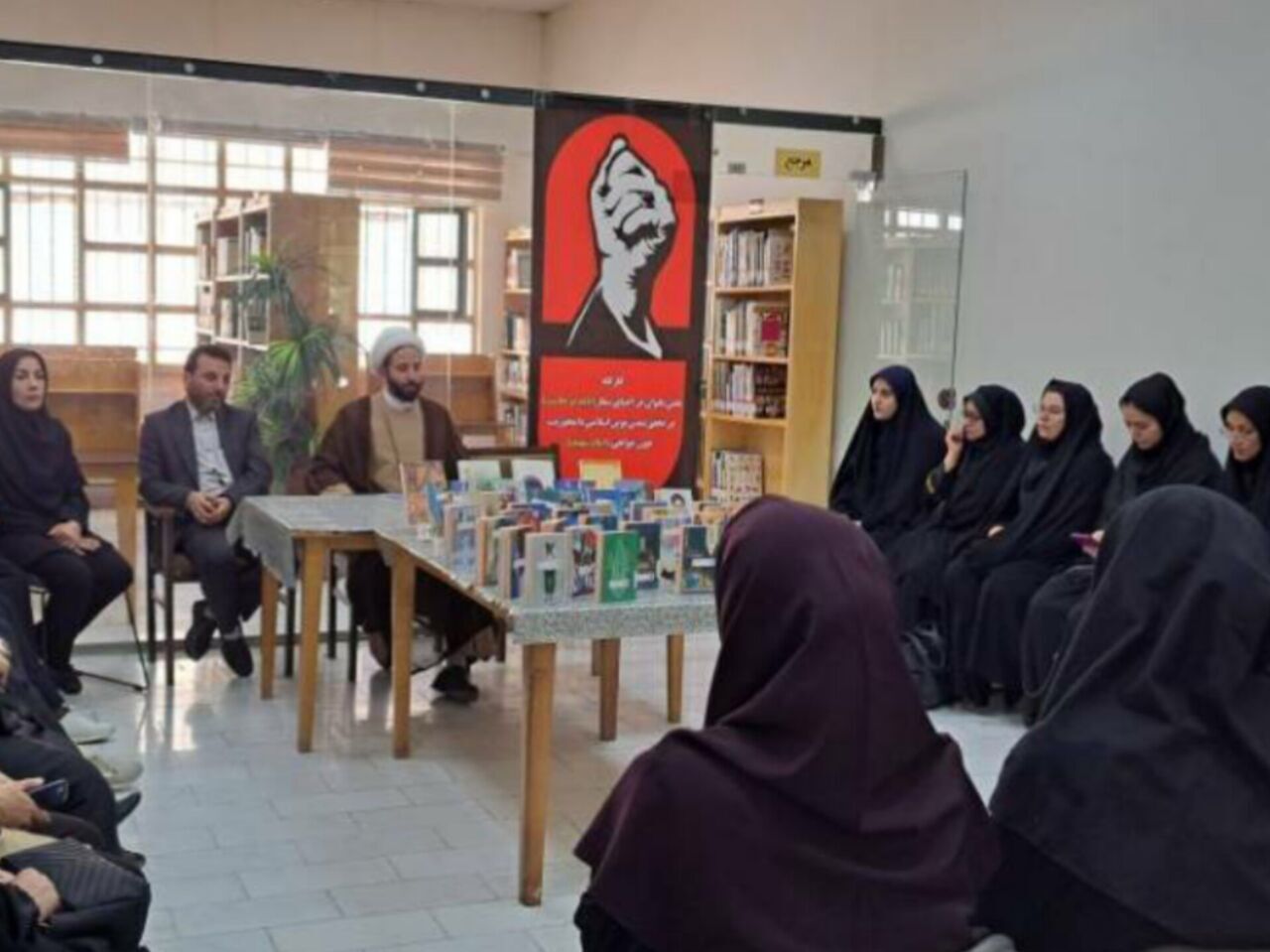 پیام آذری