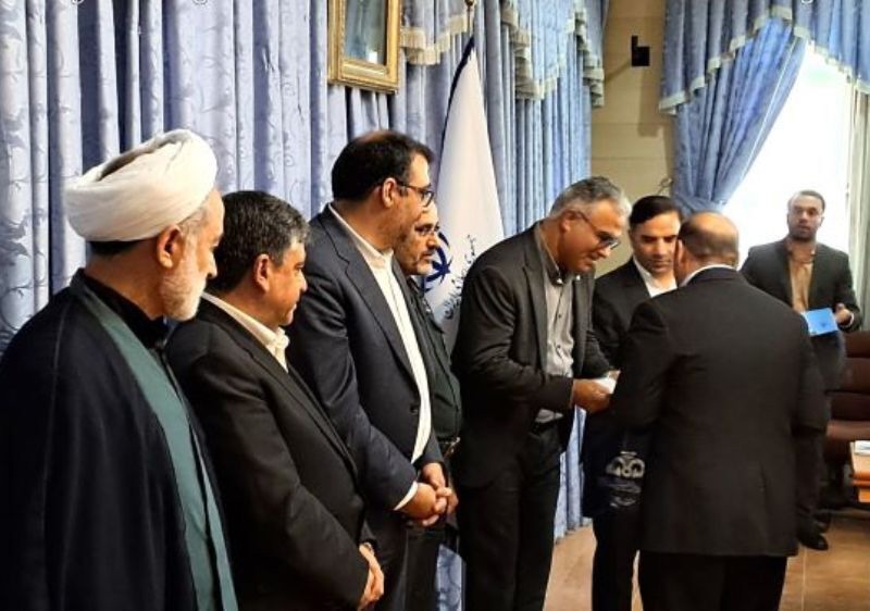 تجلیل از کارگروه مقابله با قاچاق فرآورده‌های نفتی اردبیل