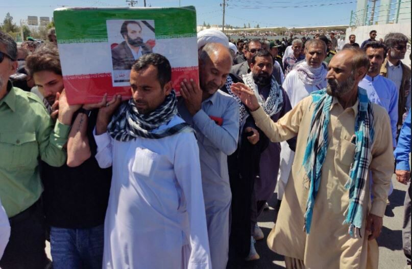پیکر پاک شهید اهل سنت در زاهدان تشییع شد | آخرین خبر