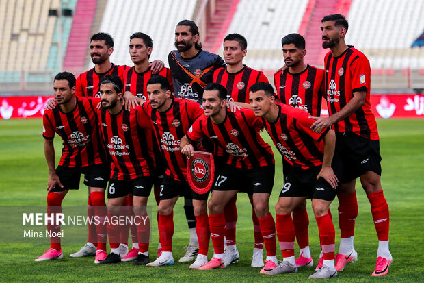پیام آذری