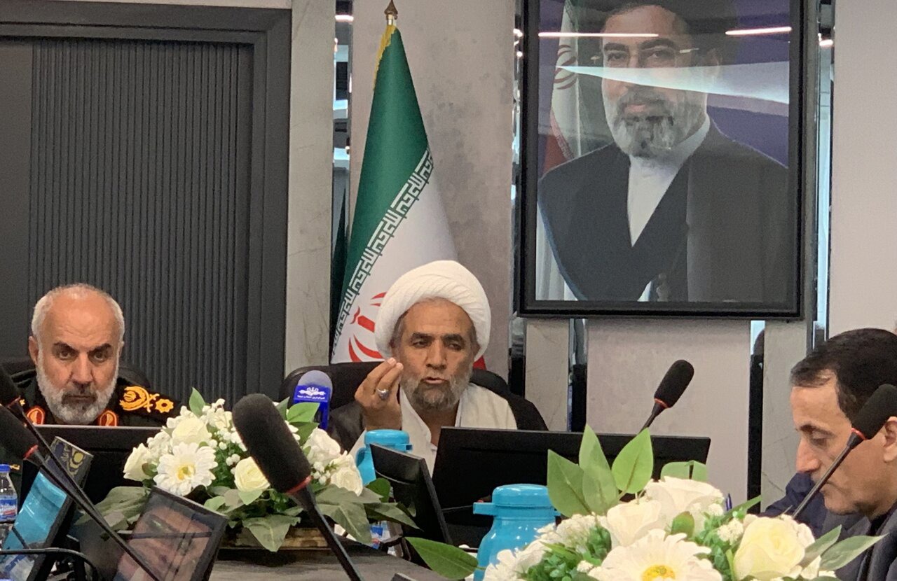 رسانه ها واقعیت ‌های میدان و دستاوردهای جنگ را برای مردم تبیین کنند