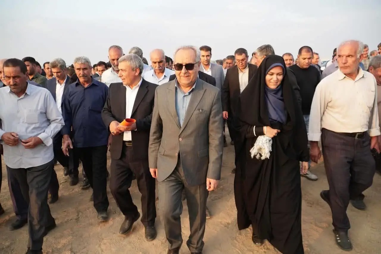 کلنگ‌زنی مجتمع اداری لیلان با حضور استاندار