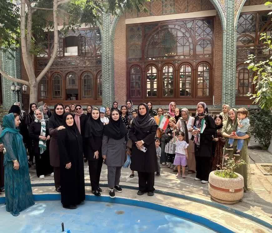 پیام آذری