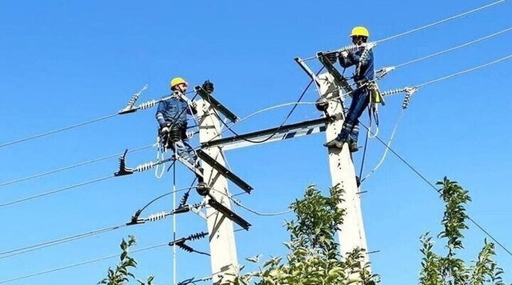 ۸۱ مورد برق غیرمجاز در آذربایجان غربی جمع‌آوری شد