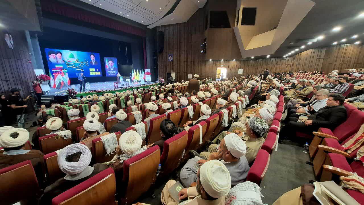 پیام آذری