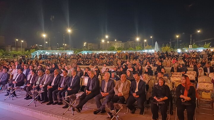 پیام آذری