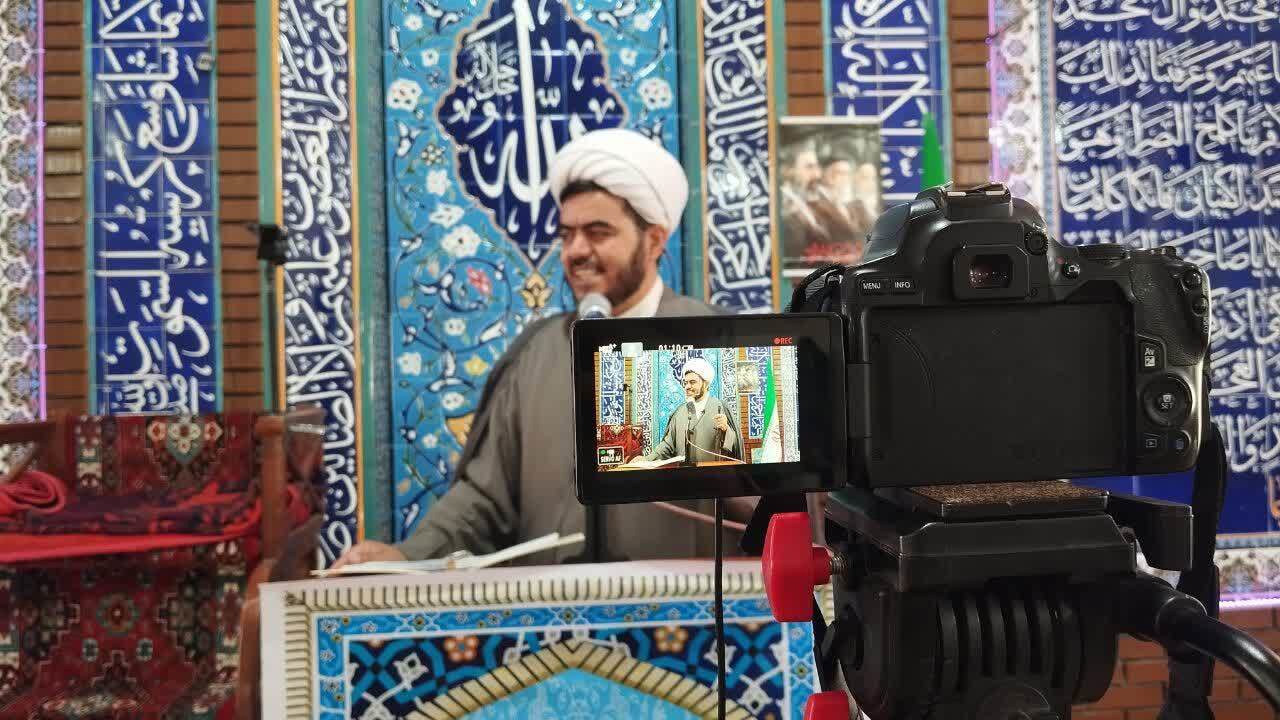 امام جمعه باروق آذربایجان غربی: دشمن به دنبال تسلیم ایران است