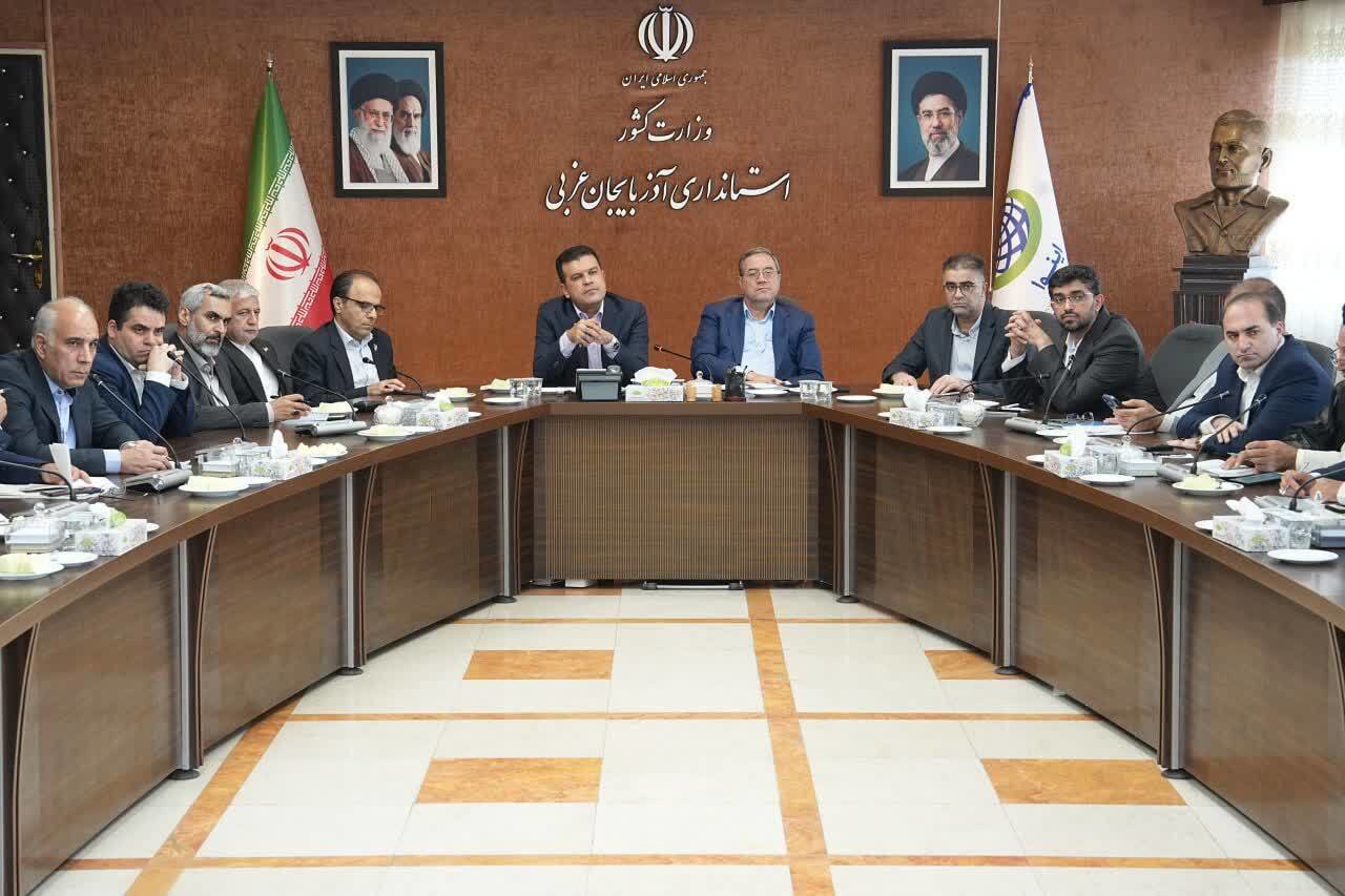 معاون رئیس‌جمهور:دریاچه ارومیه، کشاورزی و معدن سه پیشران اقتصاد دانش‌بنیان آذربایجان‌غربی است