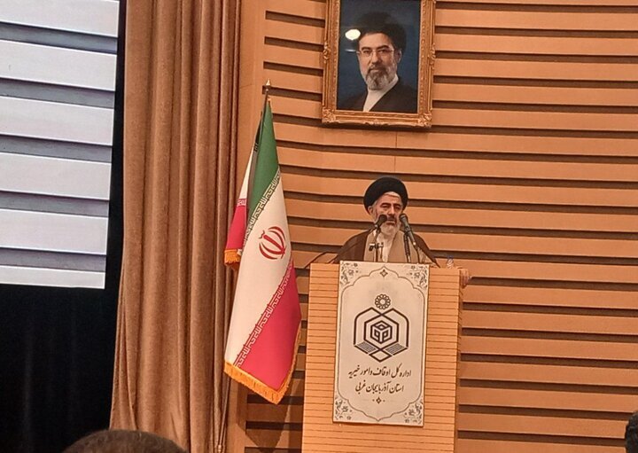 پیام آذری