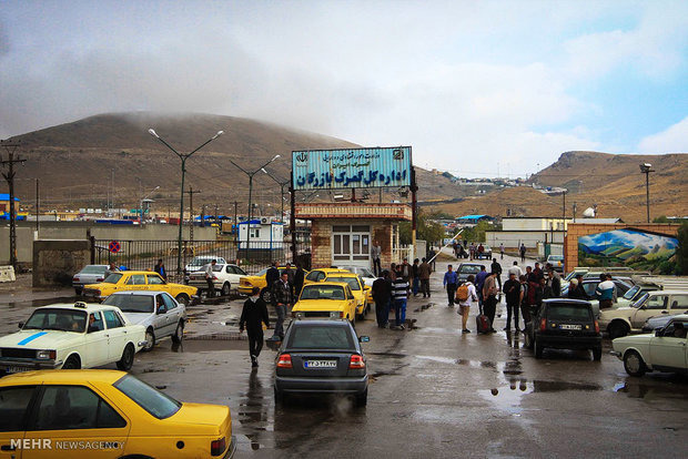۲.۳ میلیون نفر مسافر از گمرکات آذربایجان غربی امسال تردد کرده‌اند