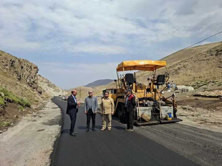 آغاز آسفالت مسیر گردشگری قوتورسویی اردبیل پس از ۲۴ سال
