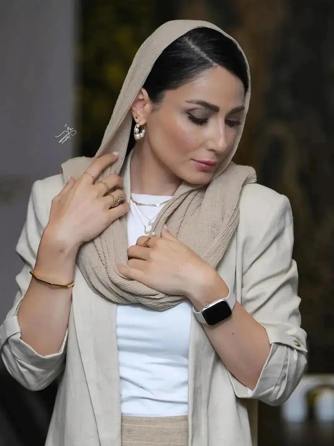 پیام آذری