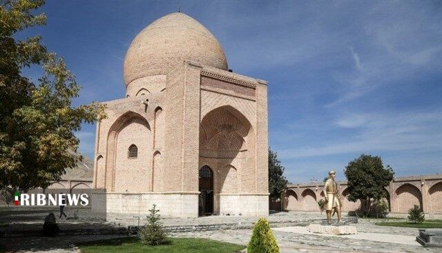 پیام آذری