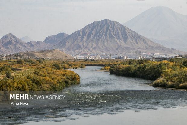 پیام آذری