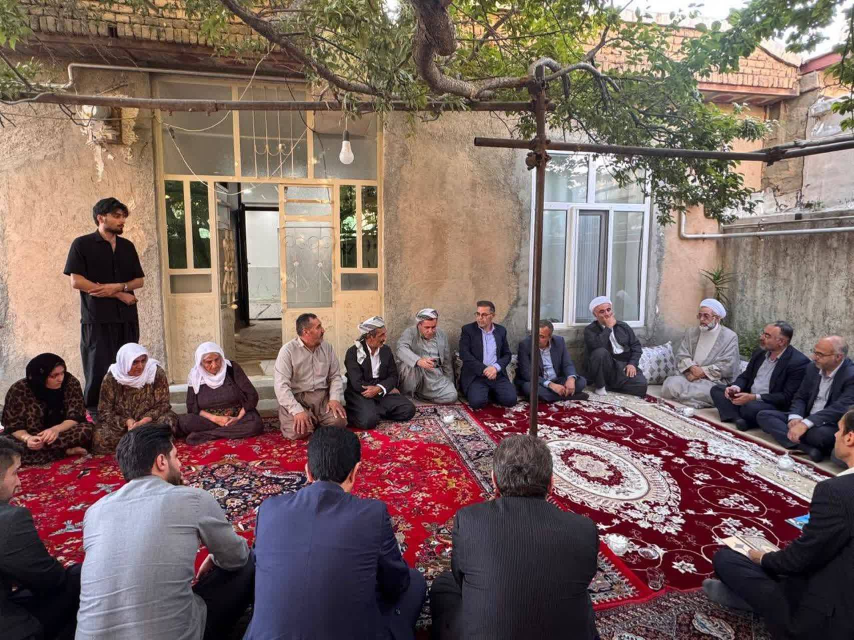 پیام آذری