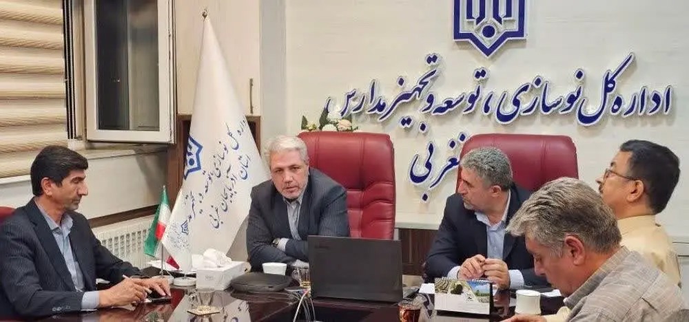 پروژه‌های آموزشی در آستانه بهره‌برداری باید فوری تعیین تکلیف شوند