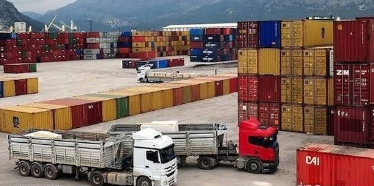 صادرات ۸۴۴ میلیون دلاری گمرکات آذربایجان شرقی