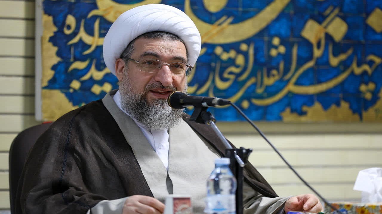 پیام آذری