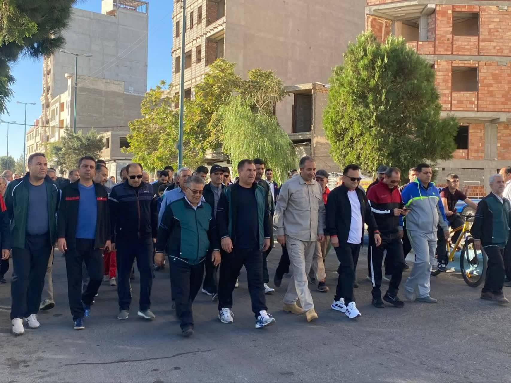 پیام آذری