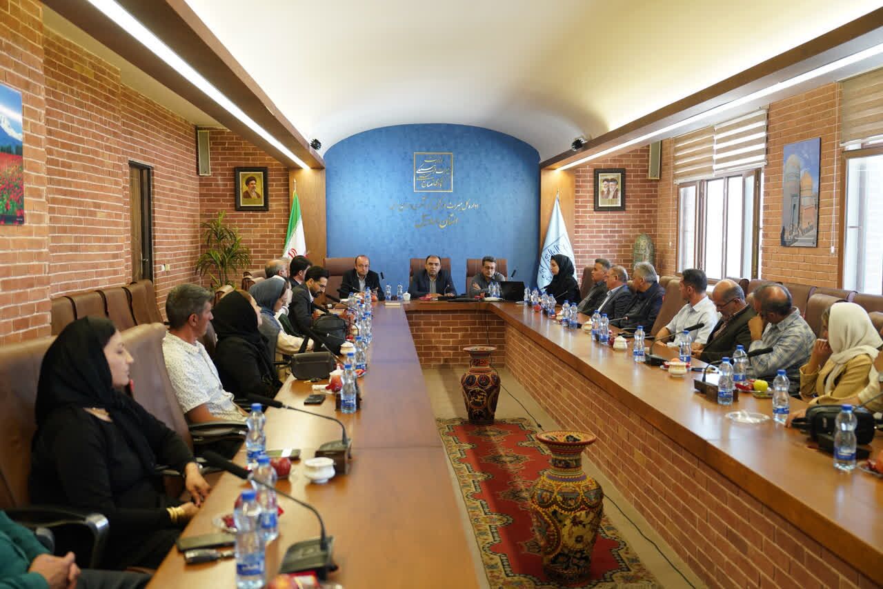 پیام آذری