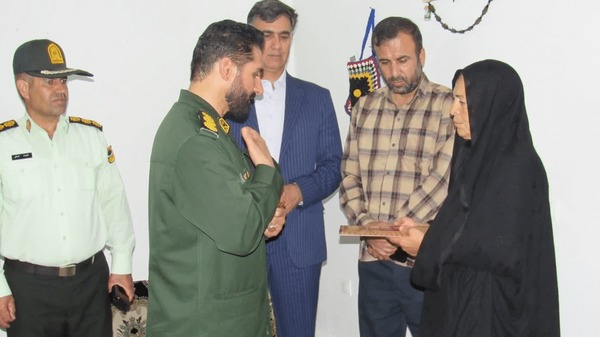 خانواده شهدا؛ صاحبان حقی که هیچ خدمتی پاسخگوی ایثارشان نیست