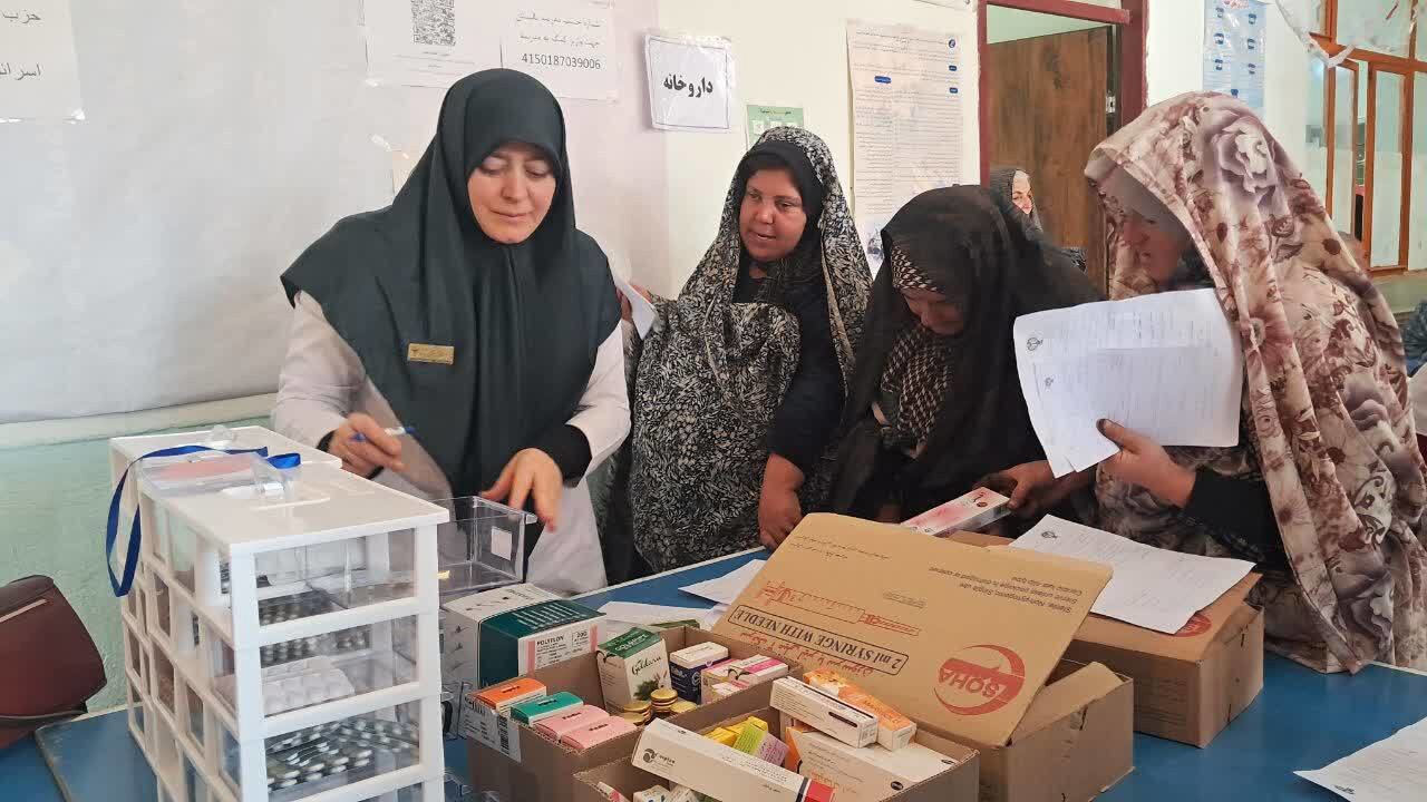 ارائه خدمات رایگان پزشکی و دندانپزشکی در اردوی جهادی شهید رهنمون ارومیه