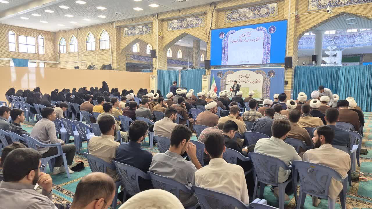 آغاز سال تحصیلی جدید بیش از ۲ هزار طلبه درحوزه‌های علمیه آذربایجان غربی
