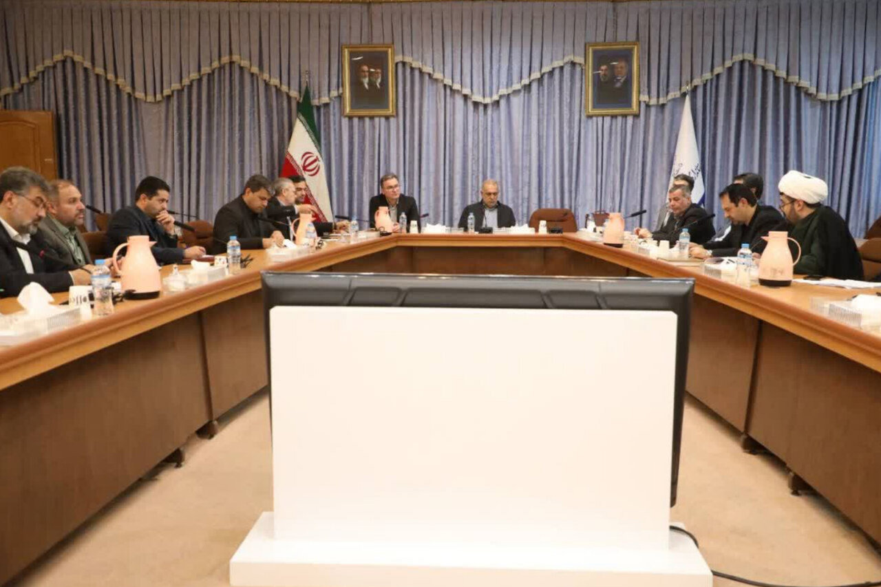 لزوم تقویت وحدت و همبستگی ملی با شناخت دقیق مسائل قومی و مذهبی