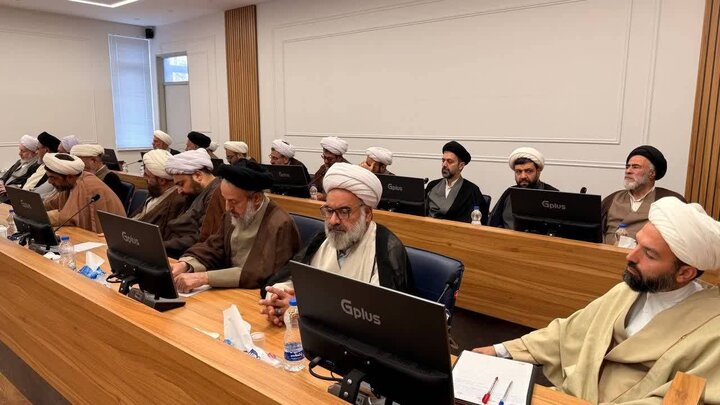 پیام آذری