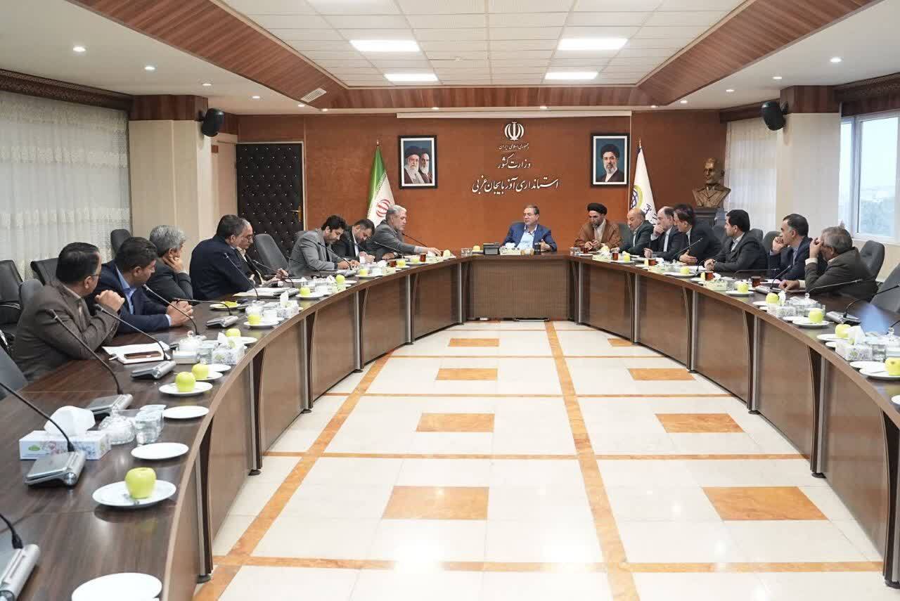 پیام آذری