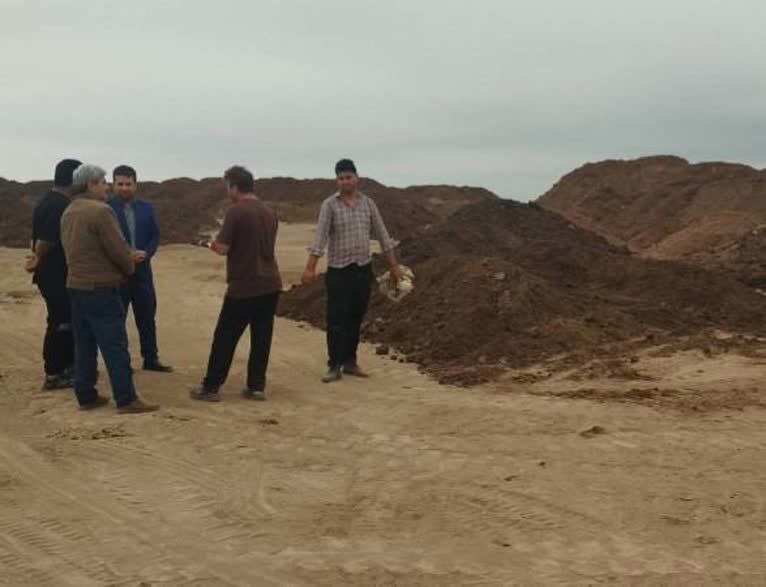 عاملان انباشت فضولات دامی در پارس‌آباد به مراجع قضایی معرفی شدند