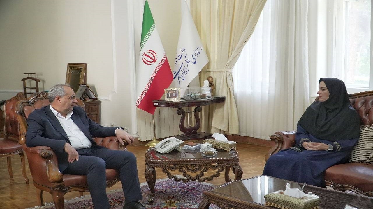 پیام آذری