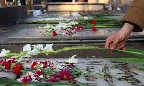 گلباران مزار شهدا‌ی ارومیه در گرامیداشت هفته فراجا